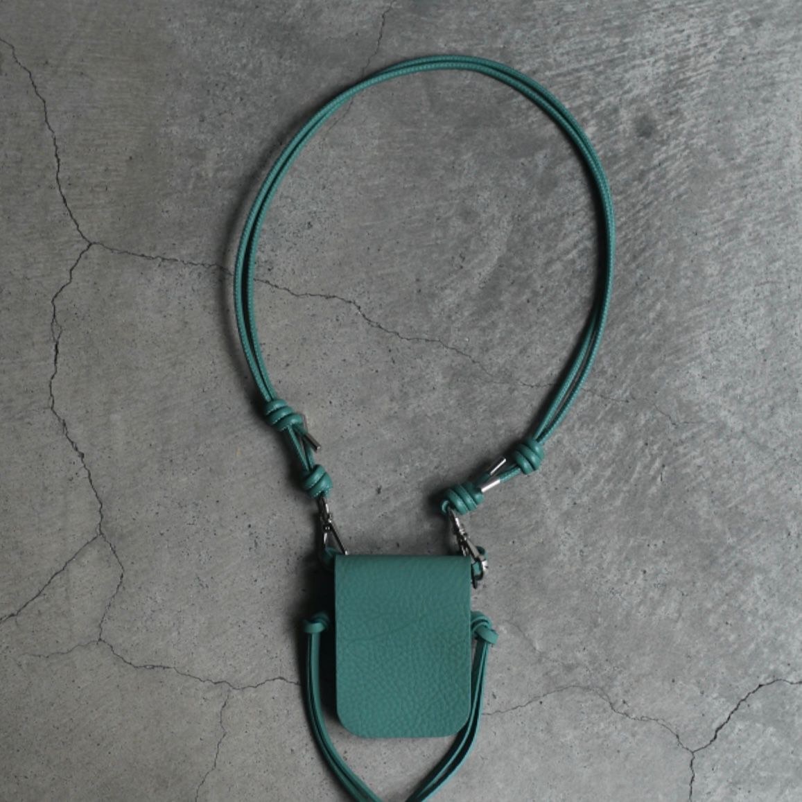 【残り一点】Herrie Tiny Medicine Pouch(DIPLO SKY)
