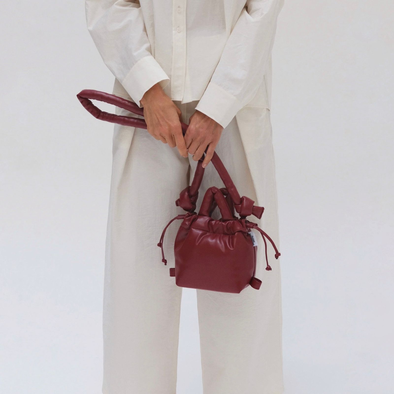 Micro Ona Vegan Leather – Ölend