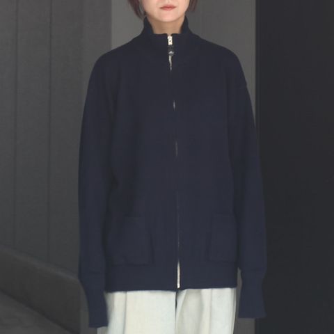 【再販売通知受付可能】Goldencash Zip Up Sweater