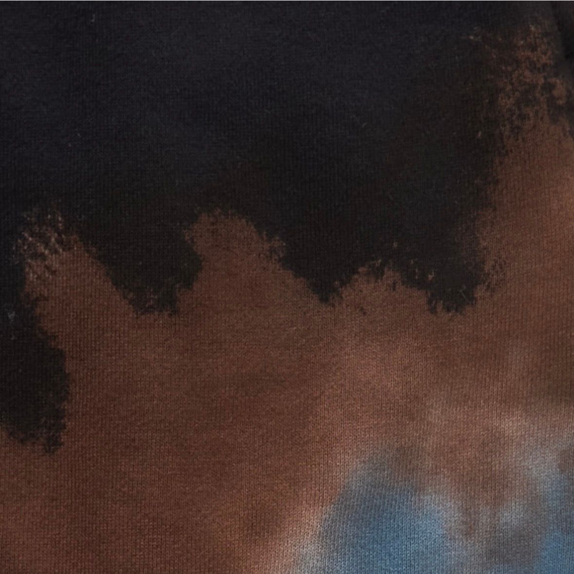 【残り一点】"CS" Melt Dye Sweat Shorts