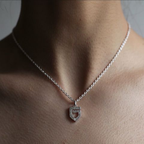 【お取り寄せ注文可能】Vine Pattern G Pendant_L(WHITE)