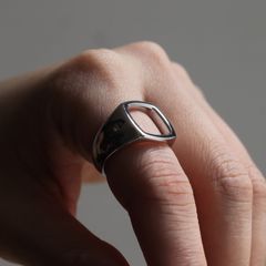 【残り一点】Cushion Open(SILVER)