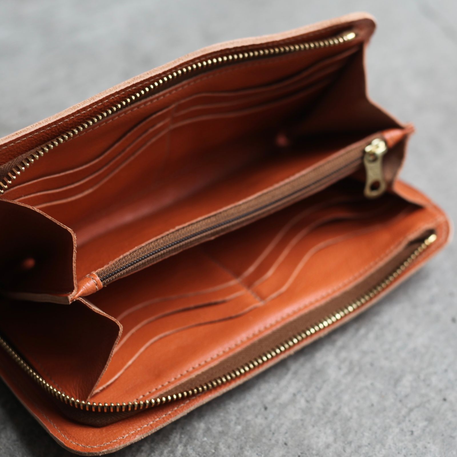 【残り一点】ロングウォレット