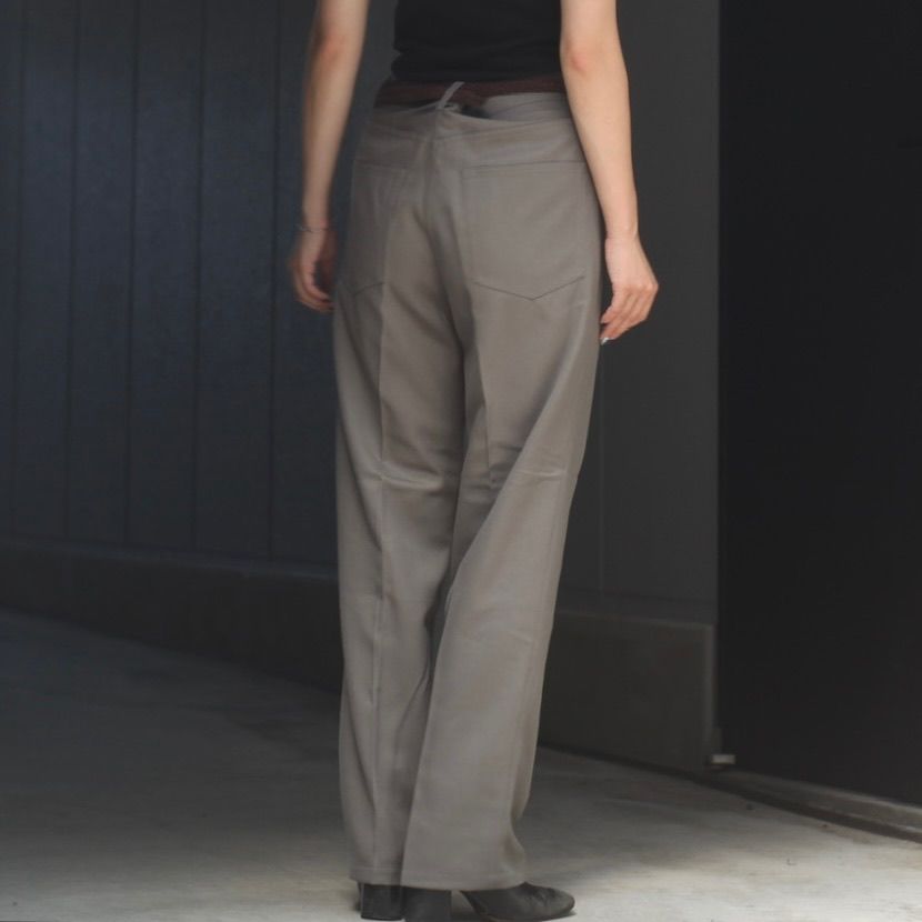 【残り一点】Straight Pressed Pants