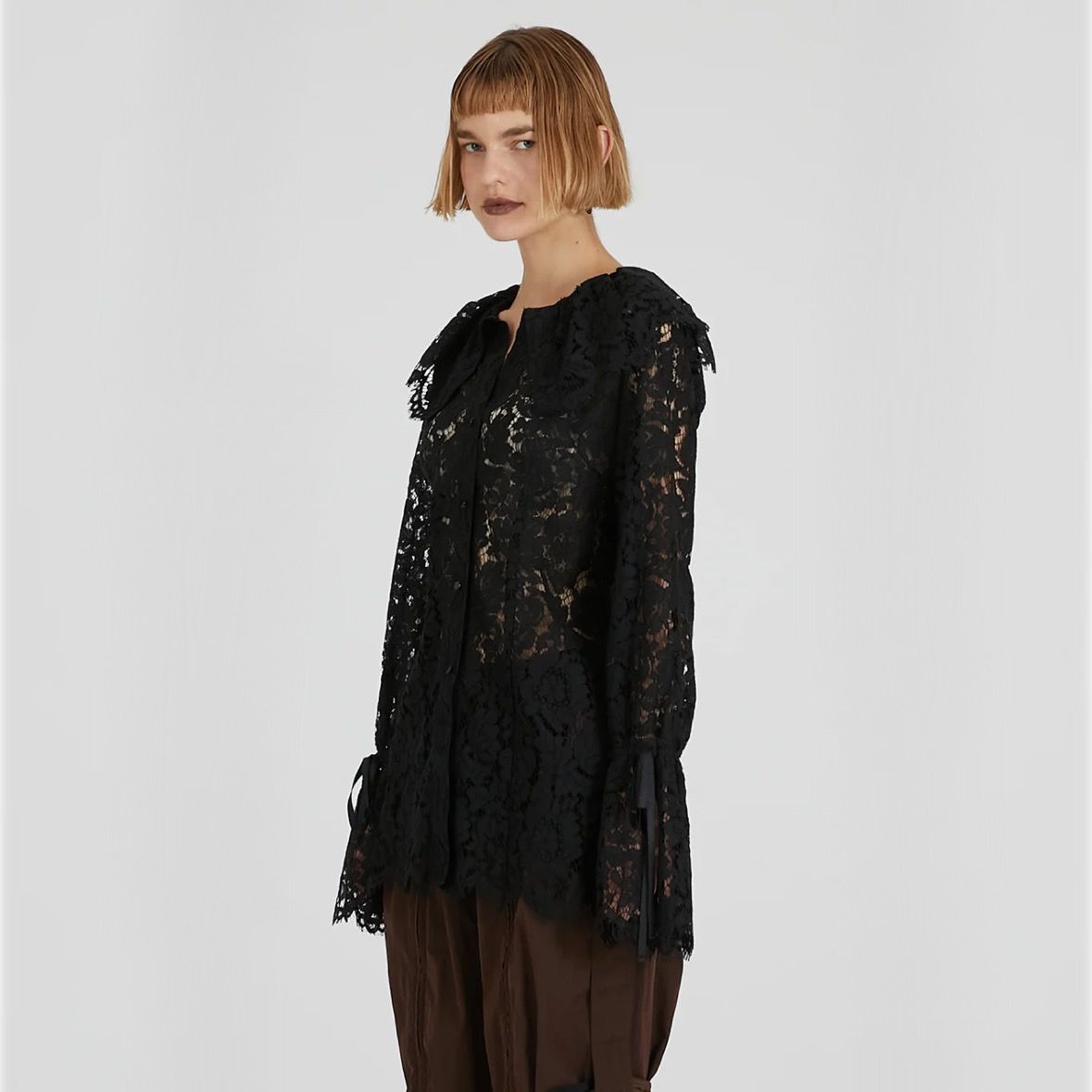 【残り一点】Scallop Lace Blouse