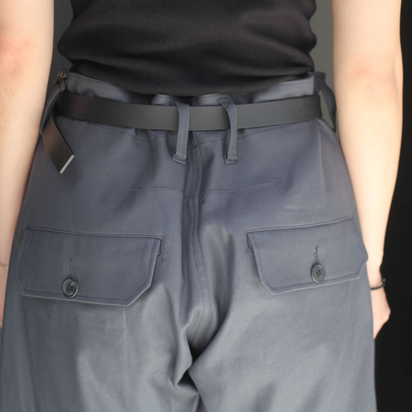 【残り一点】2Tucked Twisted Trousers