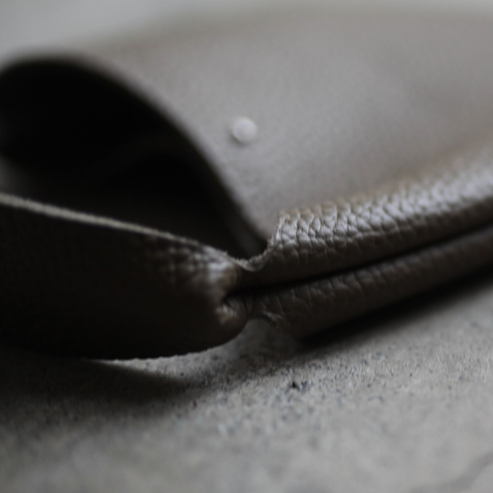 【残りわずか】One Piece Bag Big(TAUPE)