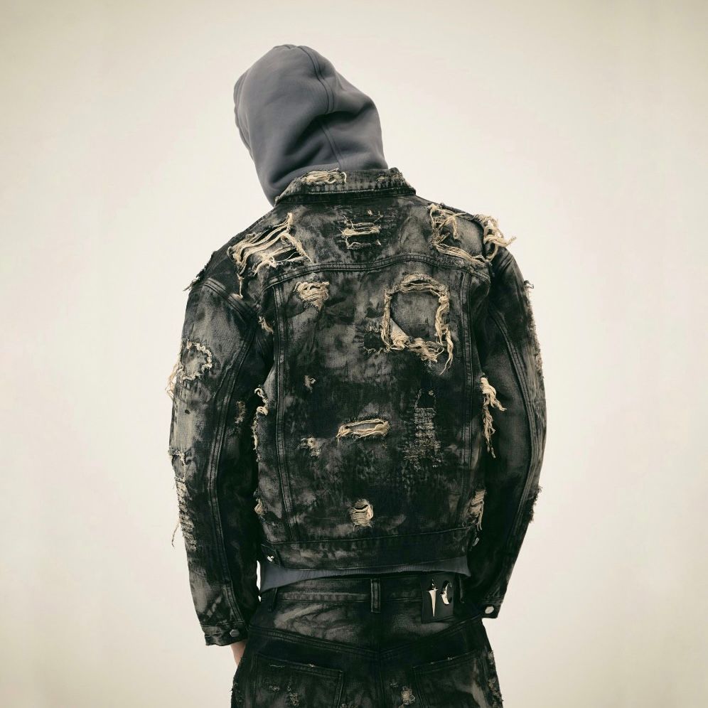 【残り一点】Hard-Washed Damaged Denim Jacket