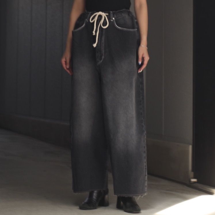 【残り一点】Big Jeans