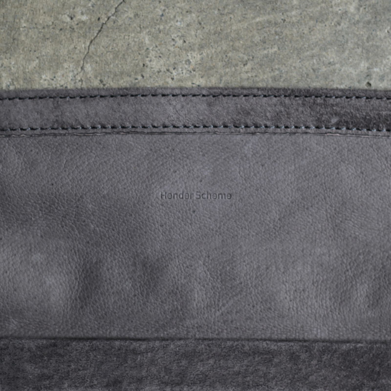 【残りわずか】Red Cross Bag Big(DARK GRAY)