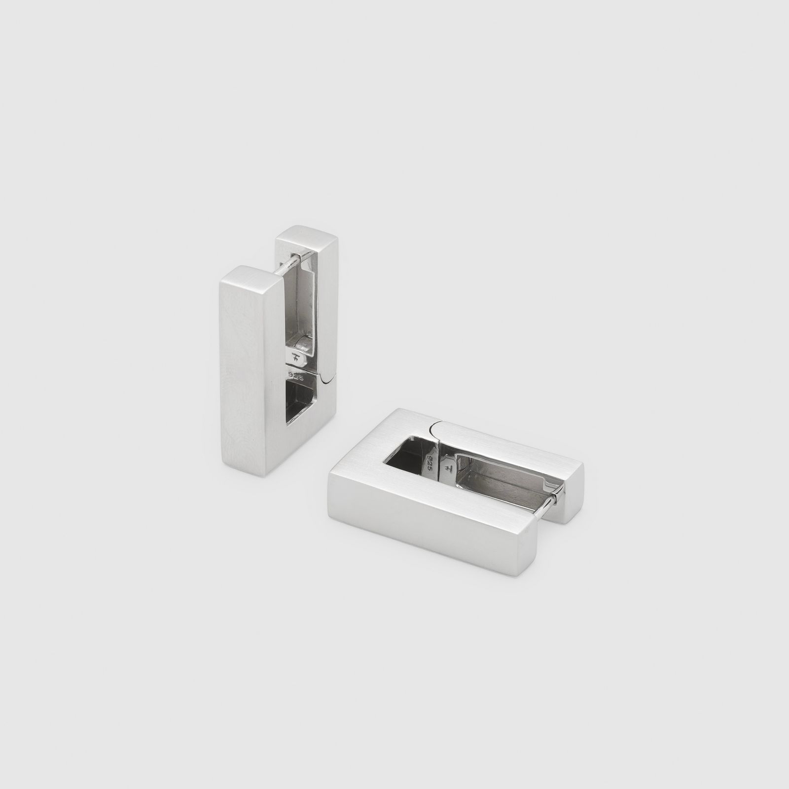 【残り一点】Square Hoops(SILVER)