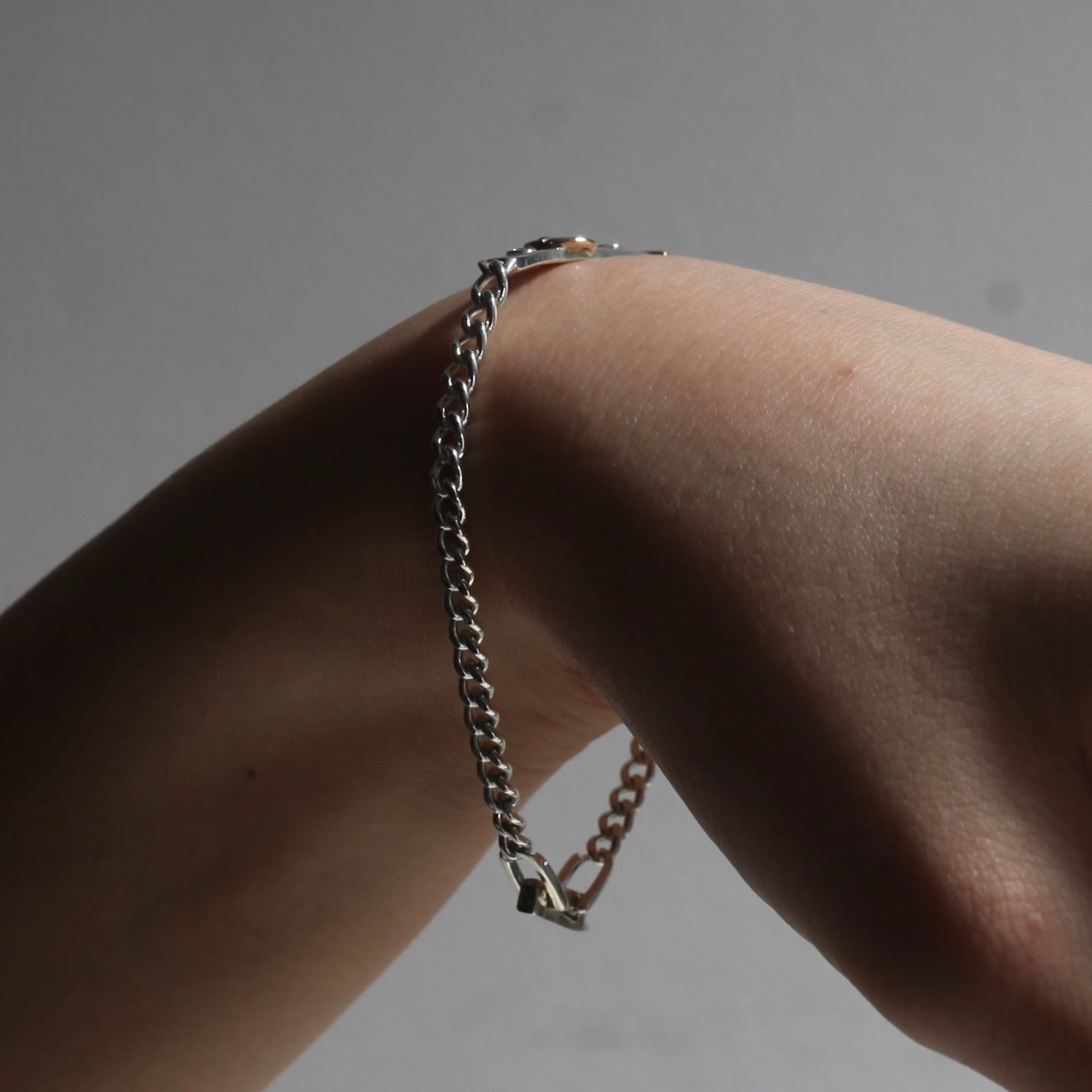 【残り一点】Horse Shoe Buckle Plate Curb Chain Bracelet(18K POINT)