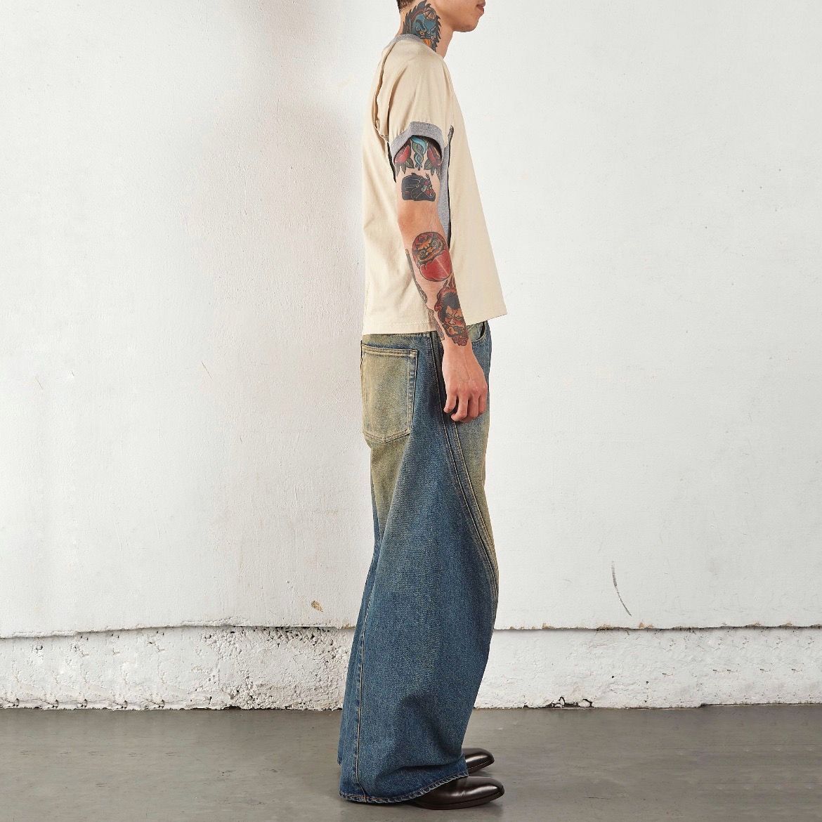 NVRFRGT - 【残りわずか】3D Twisted Wide Leg Jeans | ACRMTSM ONLINE