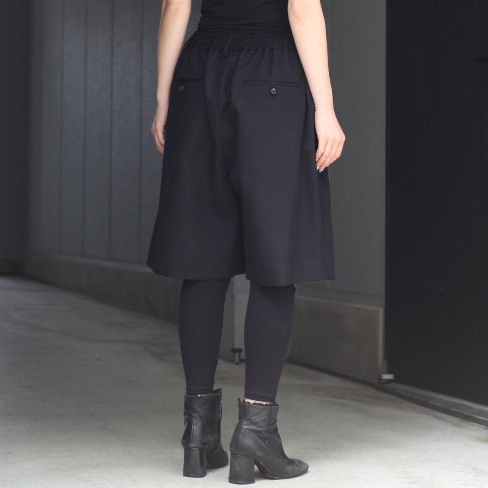 【残りわずか】Wool Kersey Wide Easy Short Trousers