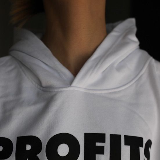 【残りわずか】P2P Sweat Hoodie