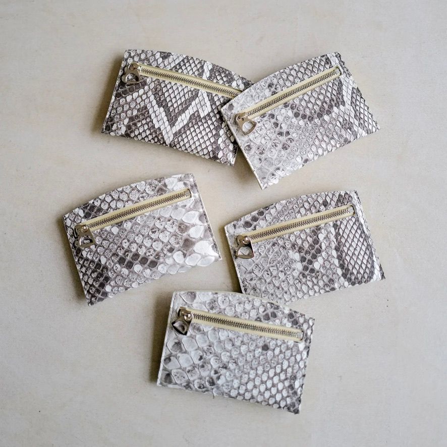 【残り一点】Cristy Smart Card WLT(MOLURUS)