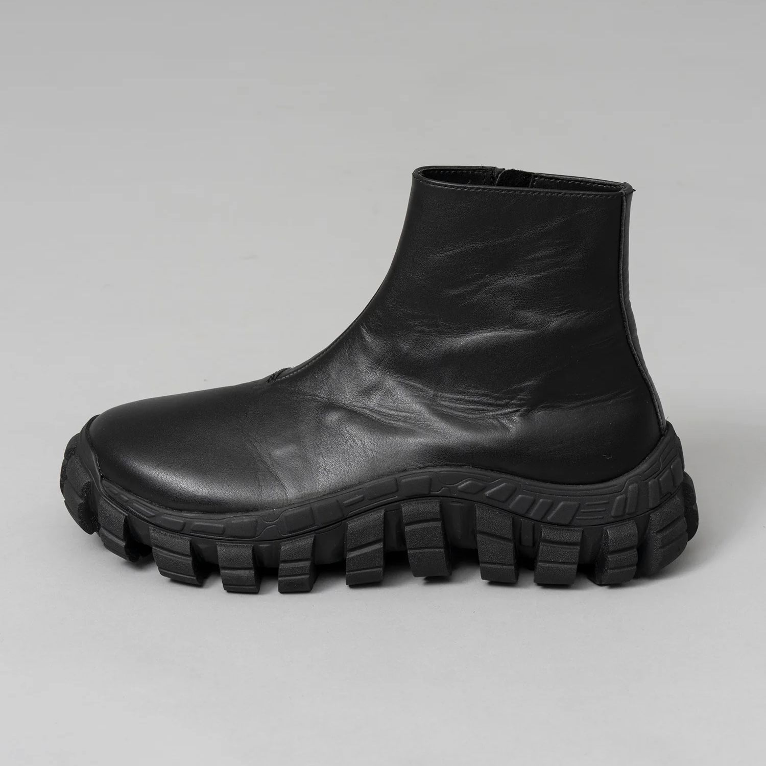 【残り一点】Rattling Sole Side Zip Boots