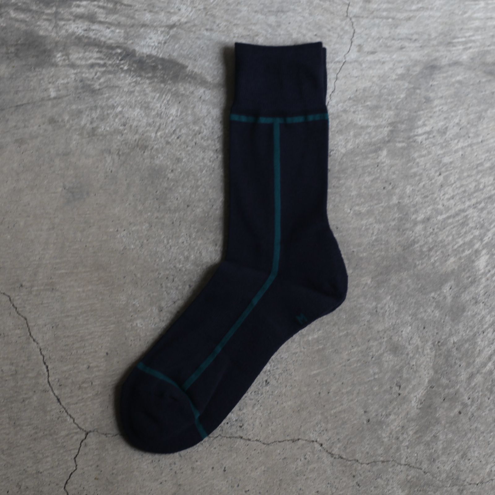 【残りわずか】Line Socks
