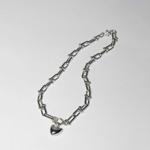 【再販売通知受付可能】Heart Charm Necklace