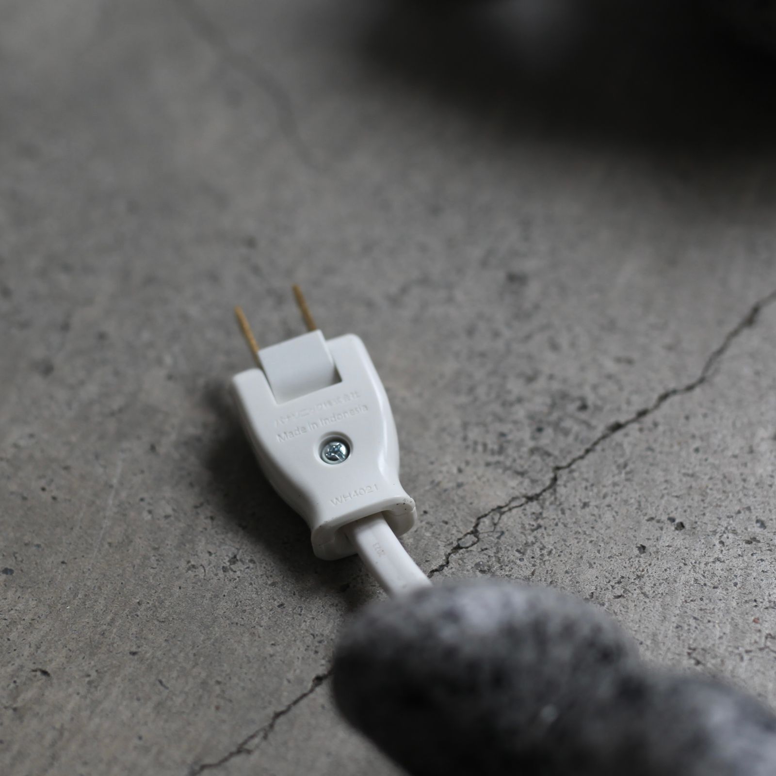 【再販売通知受付可能】Cable Jewelry Multiplug_1.1m(ARTIFICIAL STONES)