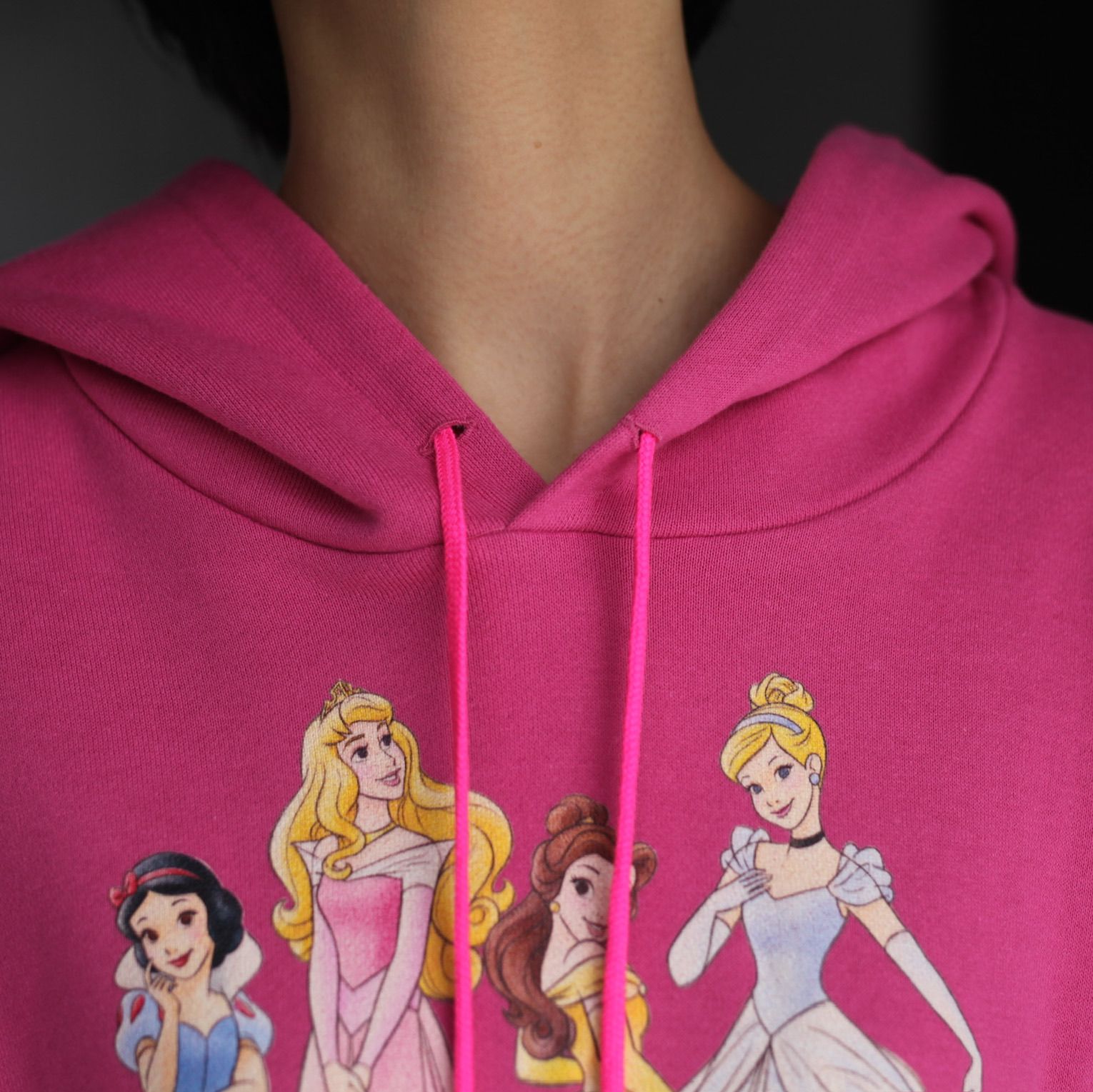 el conductorH - 【残り一点】Disney Stone Decorated Hooded Sweater