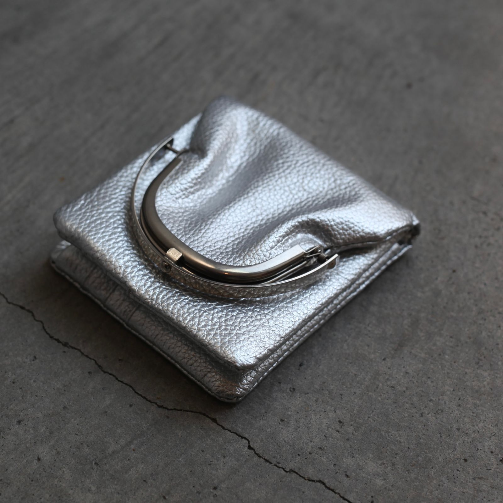 【残り一点】Frame Half Wallet(ODD_COW)