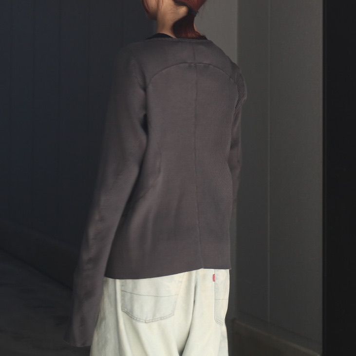 【残りわずか】Panelled Ribbed Long Sleeve T-shirt