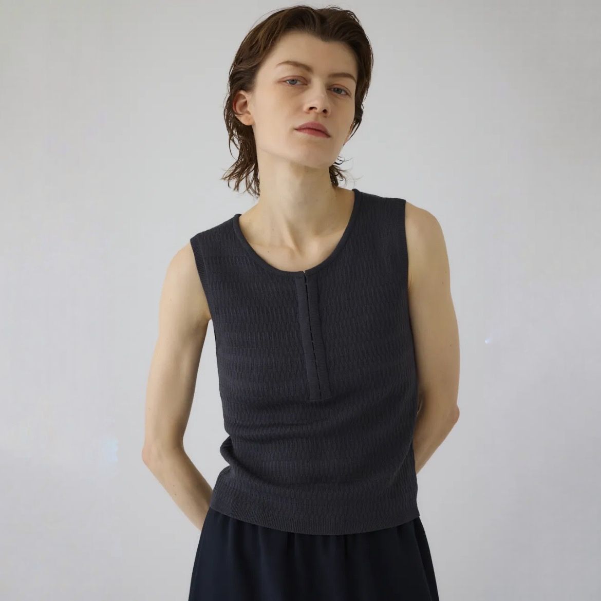 【残り一点】Round Neck Hook Tank