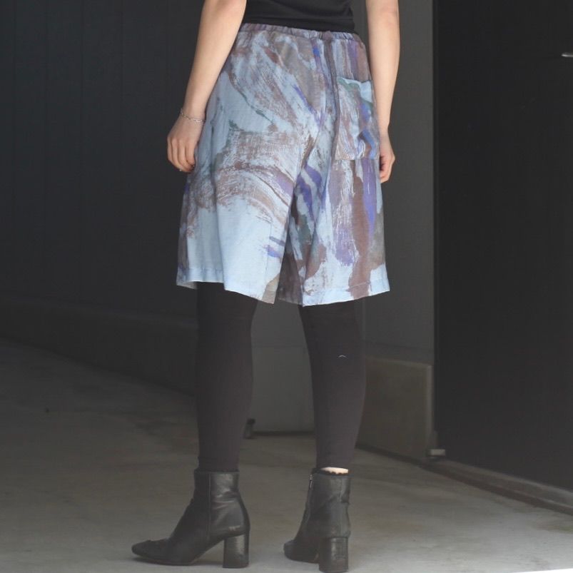 idee 【一点物】 秋山花  「Short Short Trip」 YOKE - 【残り一点】Flower Printed Easy Shorts | ACRMTSM