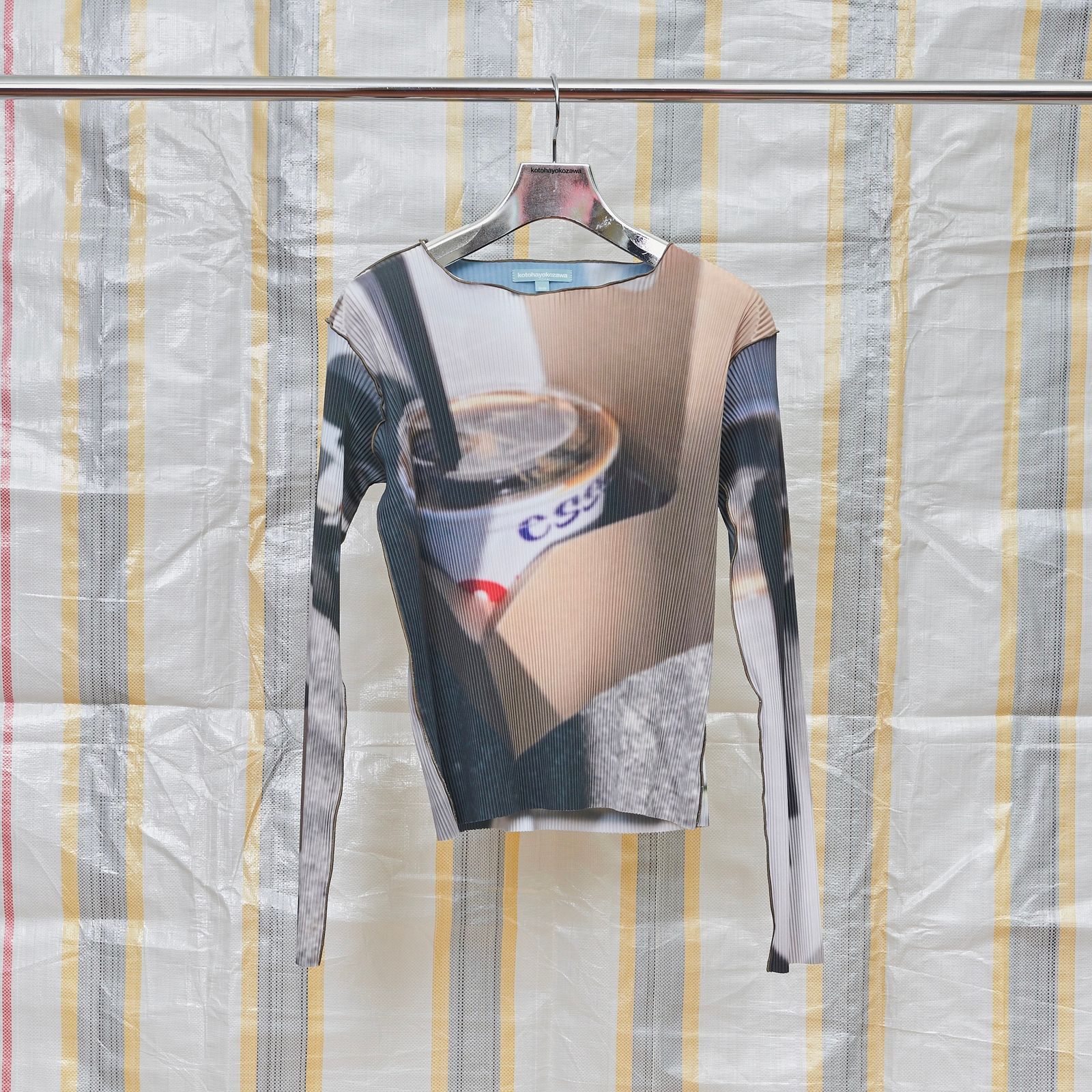 【残り一点】Food Graphic Top