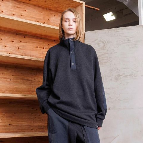 【残り一点】オーバーサイズハイネックL/S