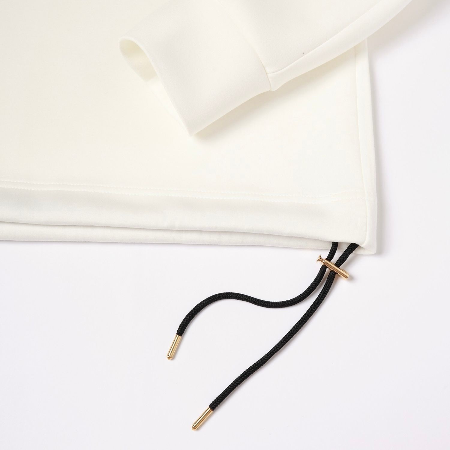 【残り一点】Cullni Logo Embroidery Drawstring Pullover