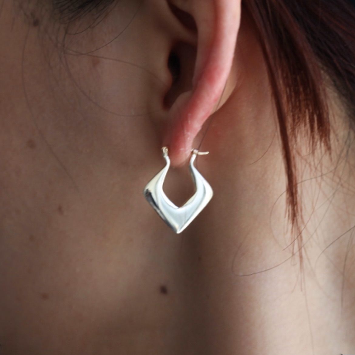 【残り一点】YU-KIN Dia Shape Earrings(両耳用）