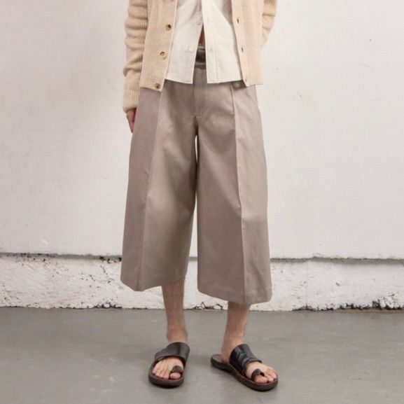【残り一点】S Curved Utility Capri Trousers