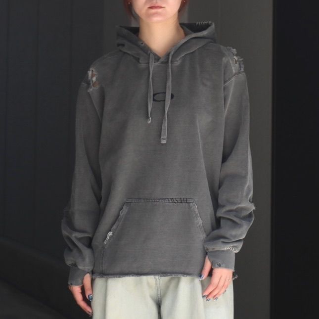 【残り一点】Inactive Hoodie With Repaired