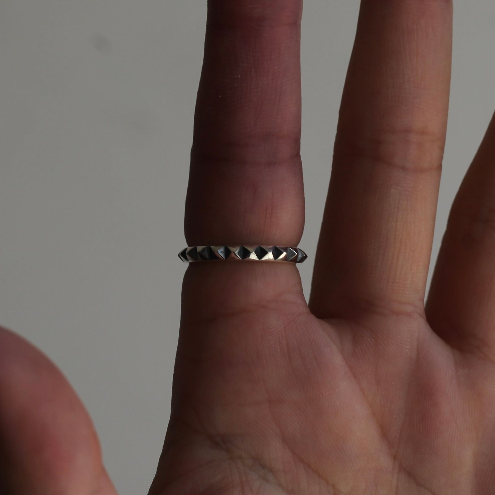 【お取り寄せ注文可能】Multiple Studs Ring S