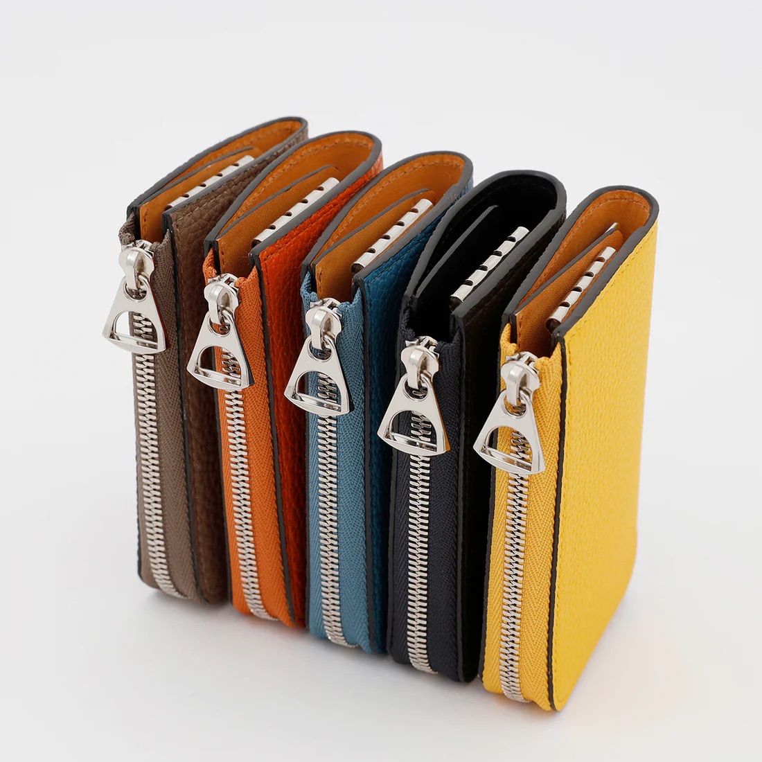 【再販売通知受付可能】Cristy Key Card Case(DIPLO FJORD)