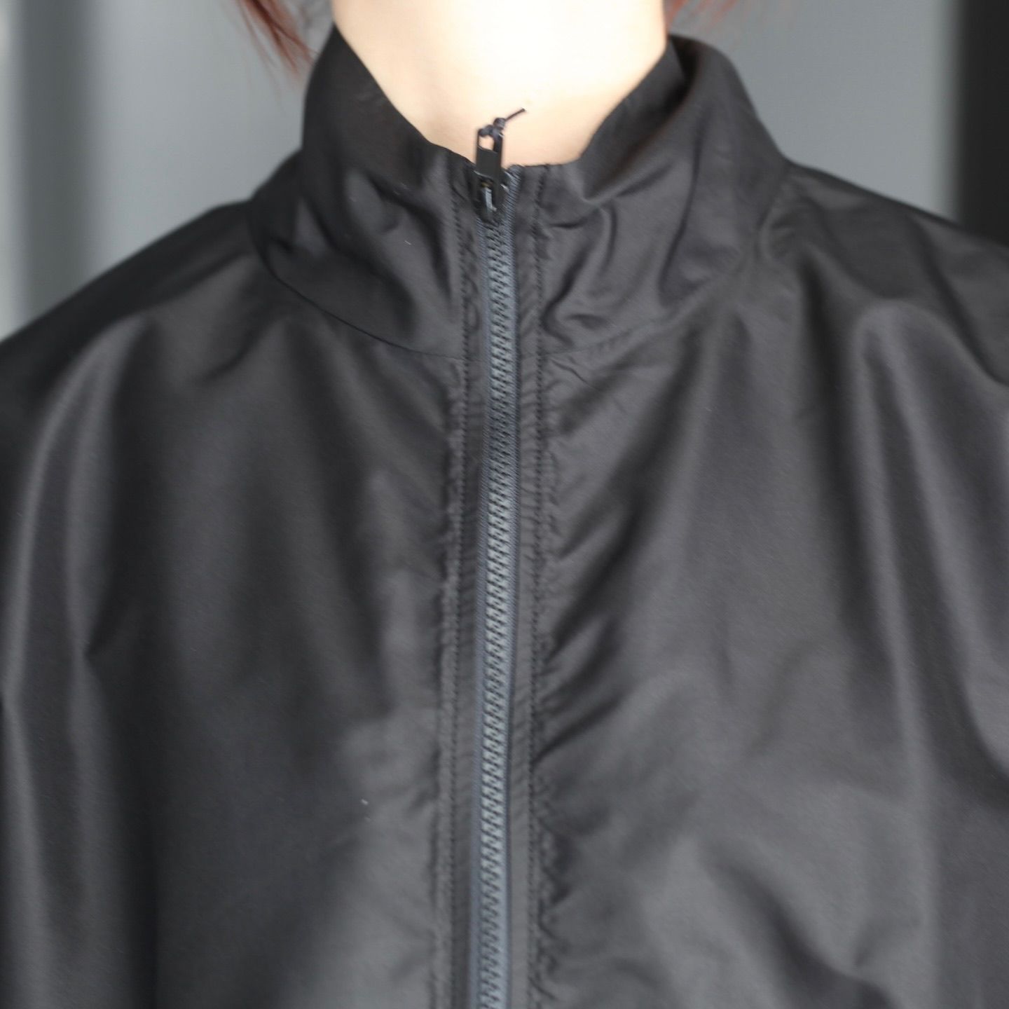ssstein PureSilk Tafta Shirred Zipジャケット ssstein - 【残りわずか】Pure Silk Tafta Shirred Zip Hood