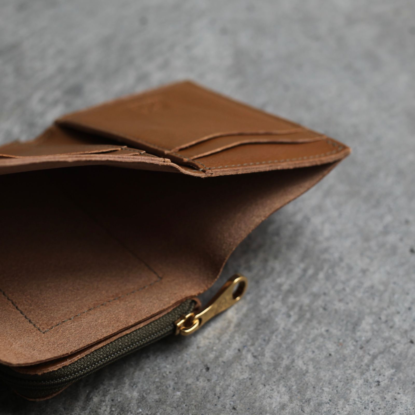 【残り一点】トリフォルドウォレット