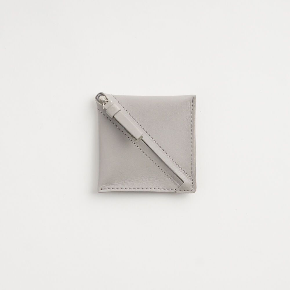 【残り一点】Slant Coin Case