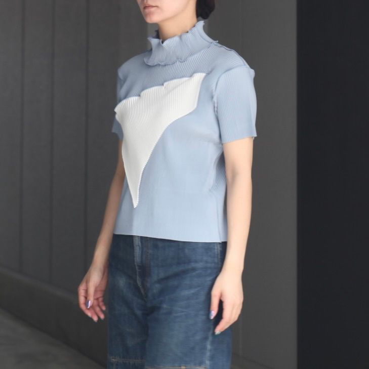 【残り一点】Todo Wave Top Short Sleeve High Neck