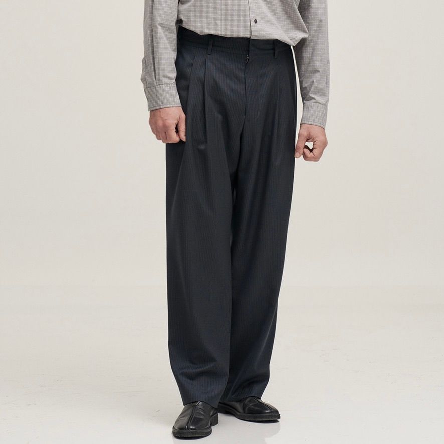 【残り一点】Narrow Stripe Tapered Slacks