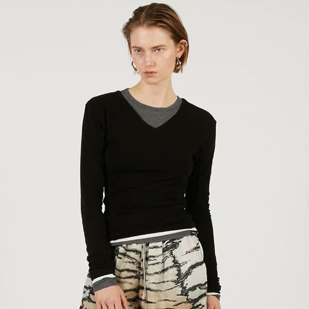 【残り一点】ダブルネックレイヤードトップ