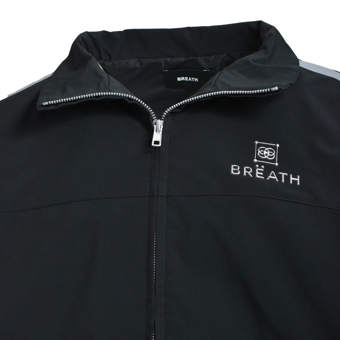 【残り一点】Crest Logo Warm Up Jacket