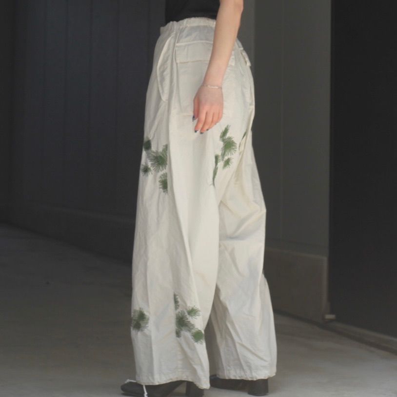 【残り一点】Embroidery Over Pants