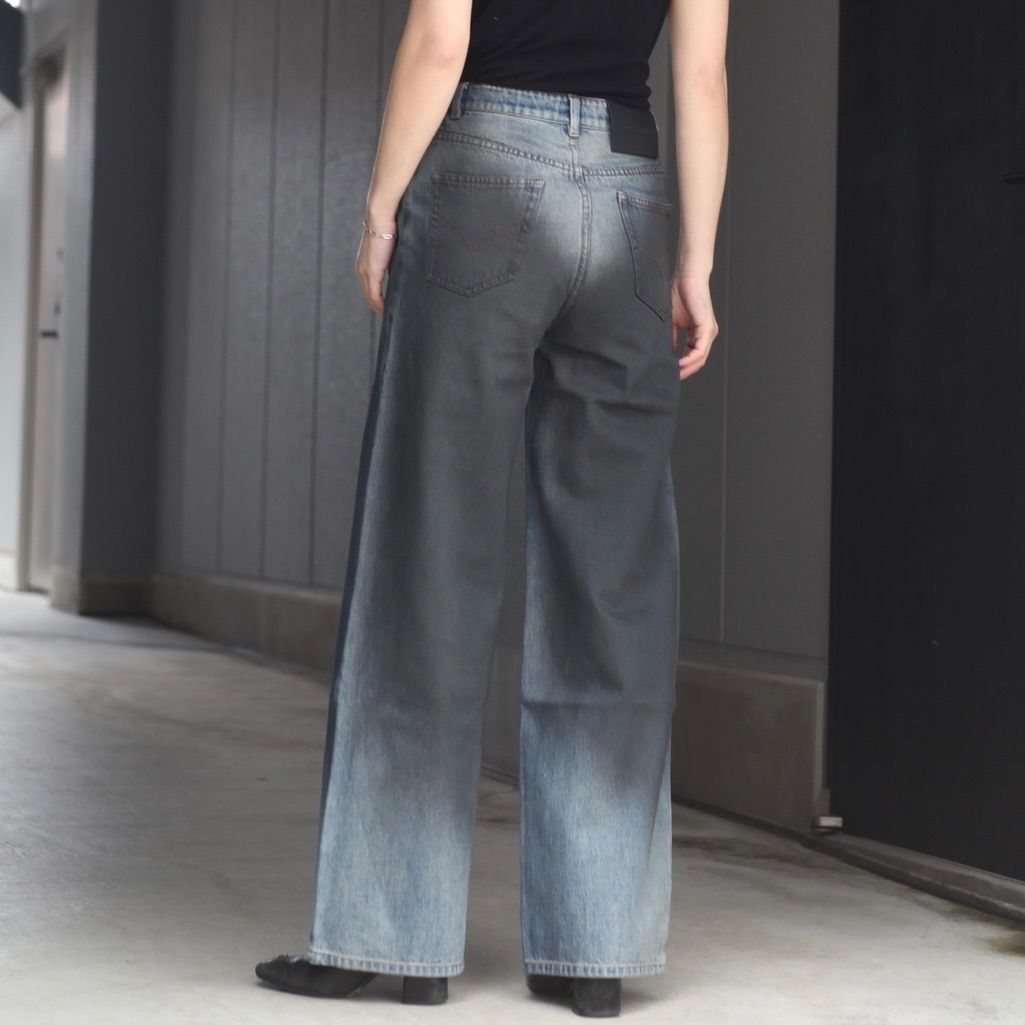 【残り一点】Gradient Indigo Denim Trousers