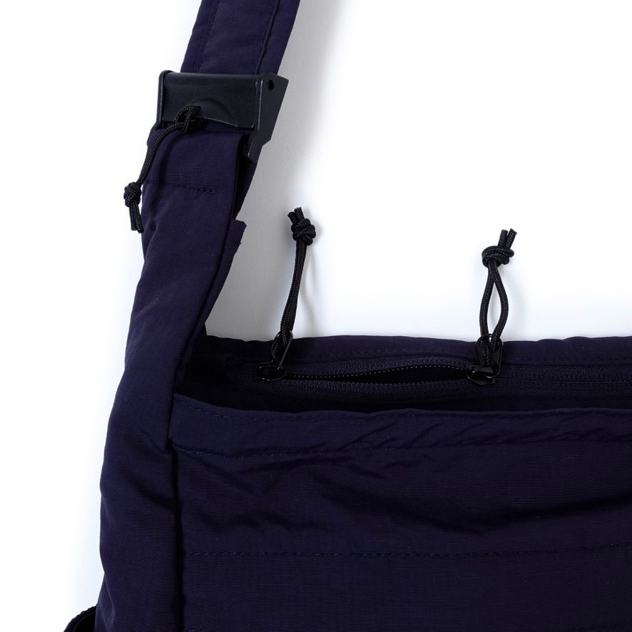 【残り一点】Big Nylon Shoulder Bag