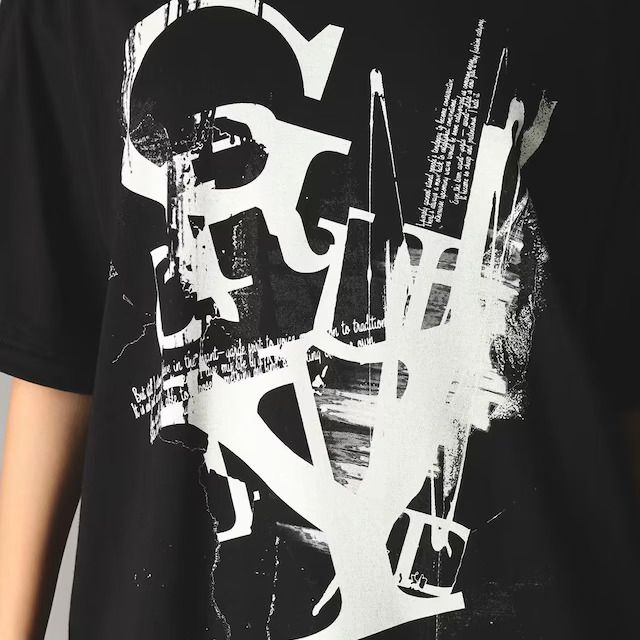 【残り一点】やぶれロゴカットソー