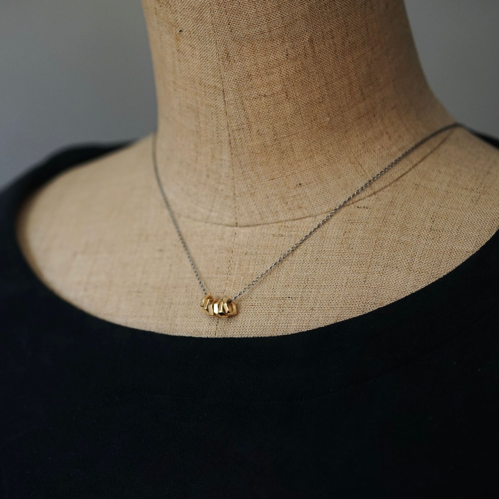 【お取り寄せ注文可能】Rock Beads Necklace 2(GOLD)