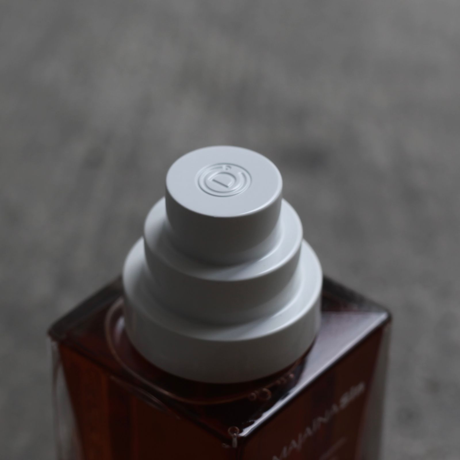 【再販売通知受付可能】Eau De Parfum 100ml(MAJAINASIN)